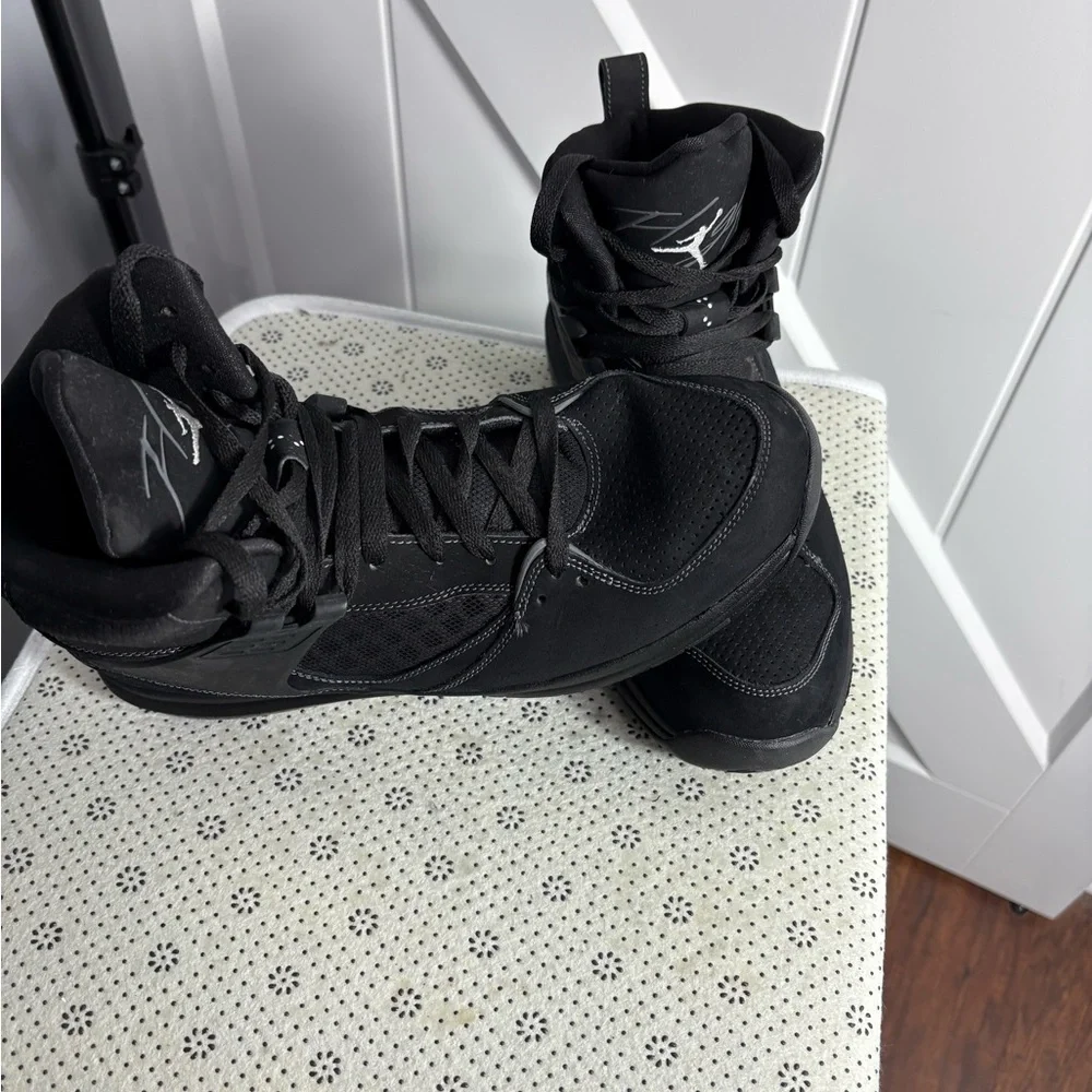 Jordan Men's Black High-Top Sneakers